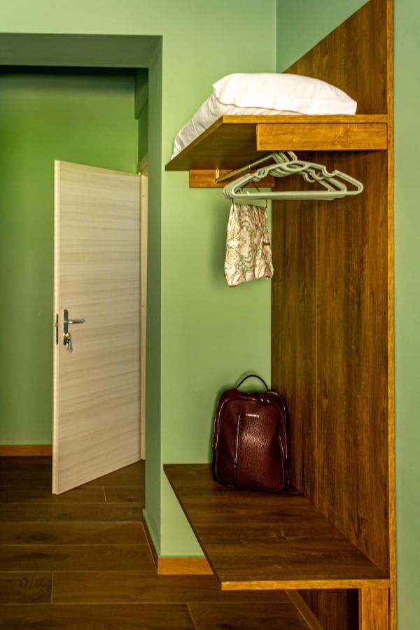 Incastro B&B In Crotone Buitenkant foto