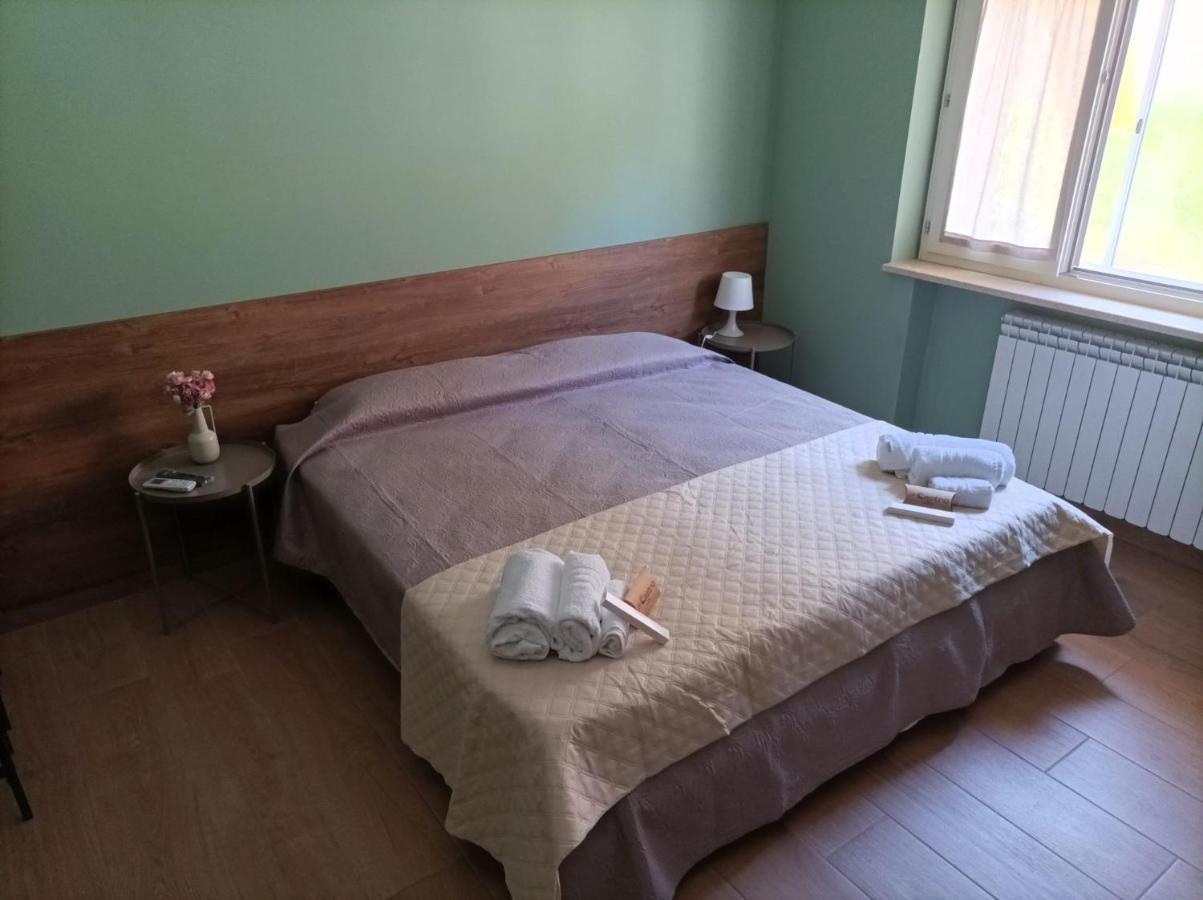 Incastro B&B In Crotone Buitenkant foto