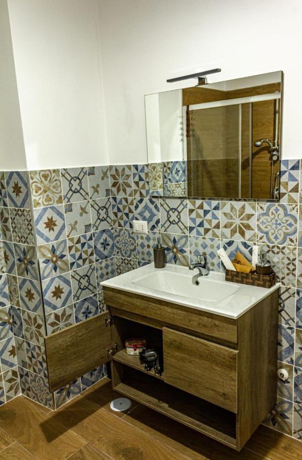 Incastro B&B In Crotone Buitenkant foto